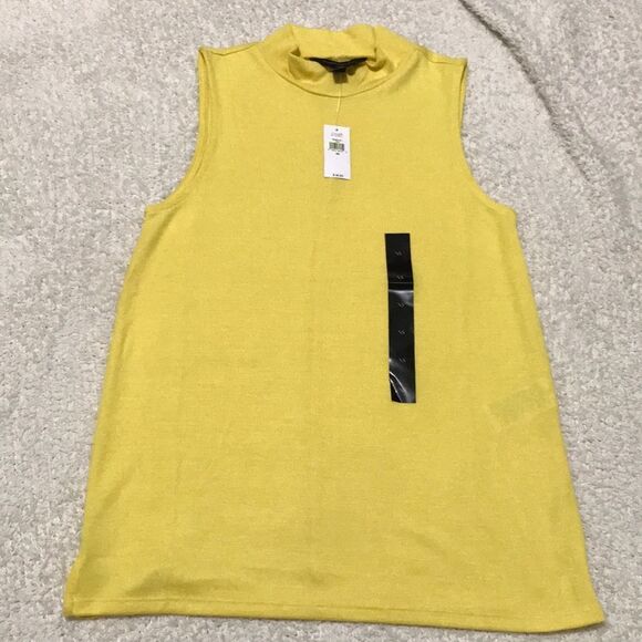 NWT- Banana Republic- S & M - Picture 1 of 7